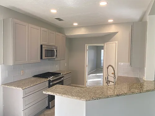 4223 Fieldview Ct Photo 1