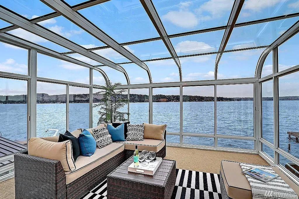 1 bed, 900 sqft, $1,800 — Photo 1