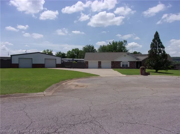 2711 Whitney Dr, Ozark, AR 72949