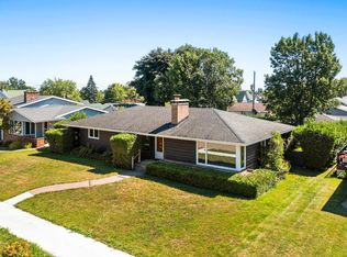 714 11th Ave, Two Harbors, MN 55616