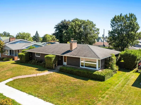 714 11th Ave, Two Harbors, MN 55616