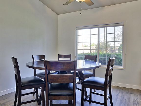 5th image of 13926 W Bunkerhill Ct