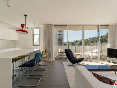 4411 Los Feliz Blvd APT 702, Los Angeles, CA, 90027