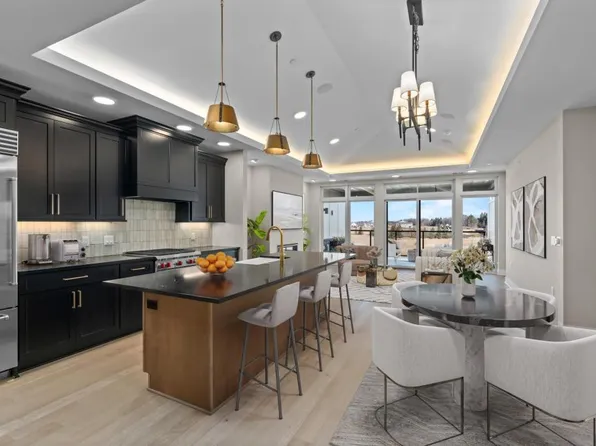 1 Hill Farm Rd, North Oaks, MN