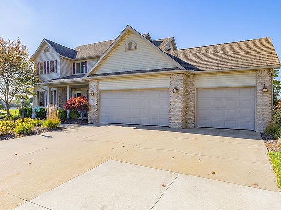 3rd image of 57549 Boulder Ct