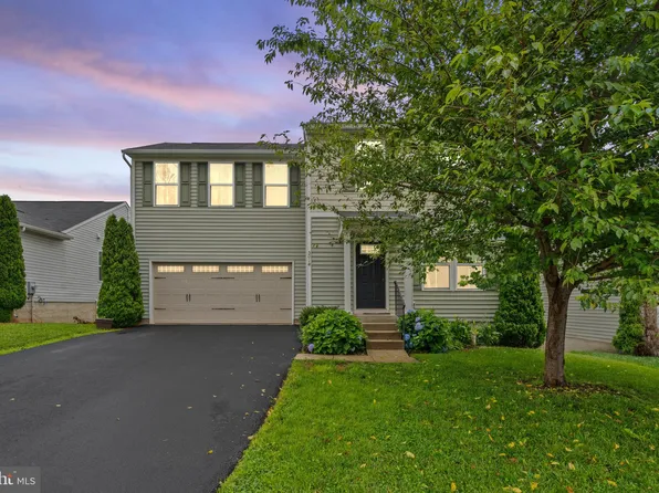 5014 Godwins Landing Dr, Remington, VA 22734