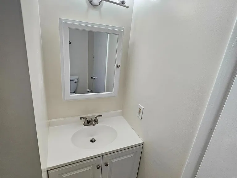 17445 Hoskinson Rd — Photo 3