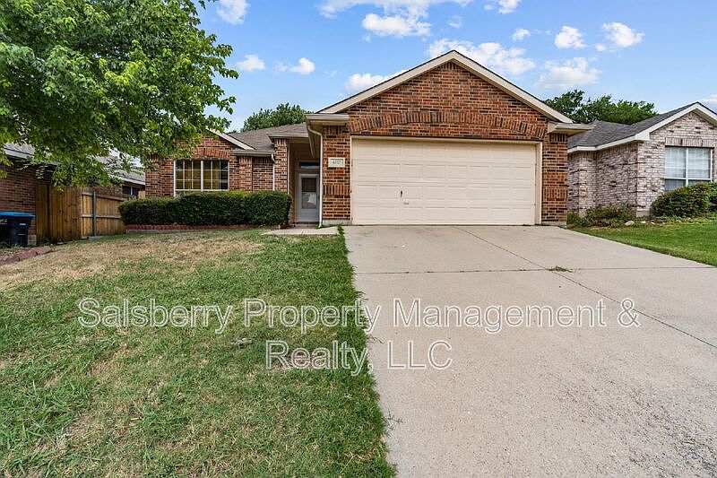 1st image of 4717 Barnhill Ln