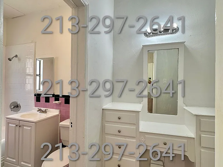 1220 S Harvard Blvd #104 — Photo 4
