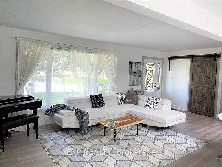 380 Balkan Rd — Photo 3