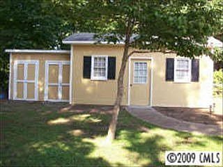 3rd image of 1504 Buckingham Ave