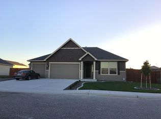 4206 Providence Ln, Pasco, WA 99301