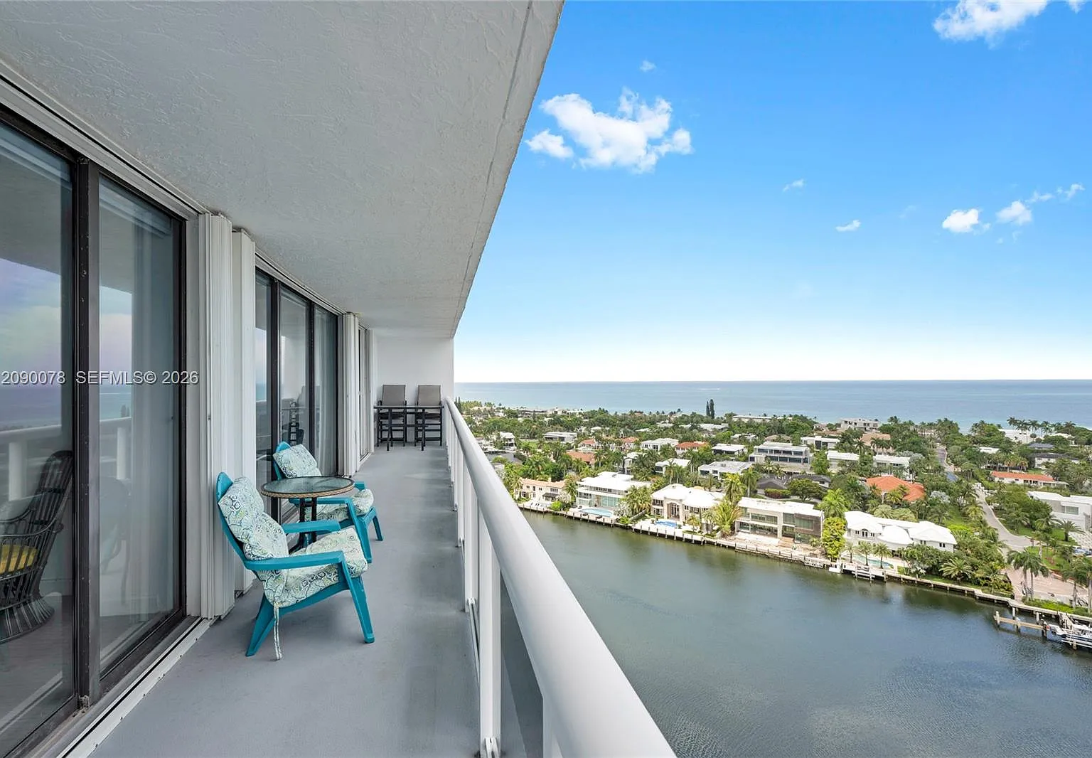 Waterview Condo — Photo 3