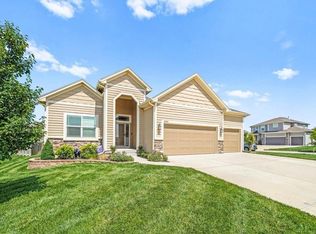 16250 Blair Ct, Gardner, KS 66030
