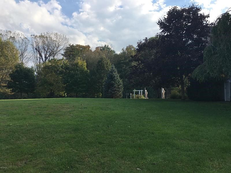 2nd image of 506 River Island Dr