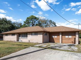 615 Massey Tompkins Rd, Baytown, TX 77521