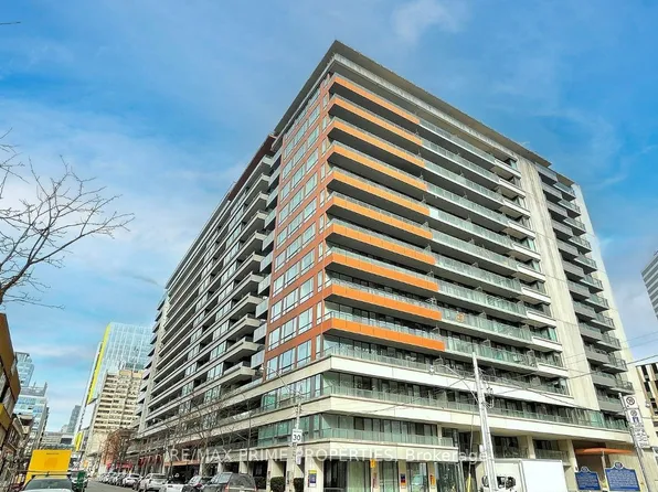 111 Elizabeth St #1823, Toronto, ON M5G 1P7