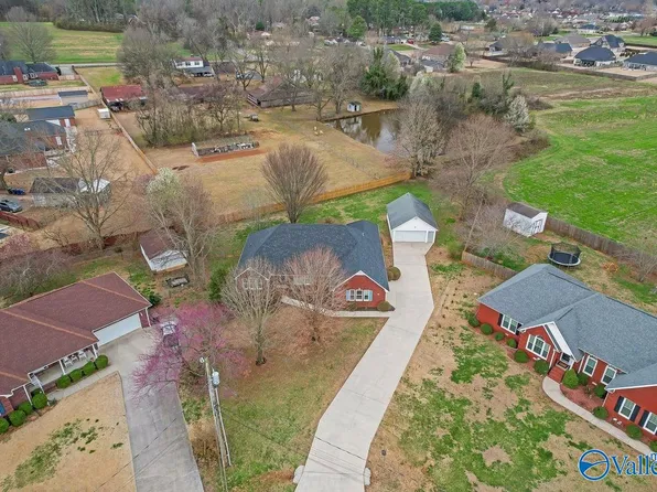 200 Darsey Ct, Meridianville, AL 35759