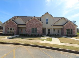 1630 Academy Dr #834, Auburn, AL 36830