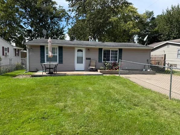 819 S Prospect Ct, Watervliet, MI 49098