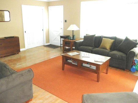 4th image of 29 Claremont Blvd