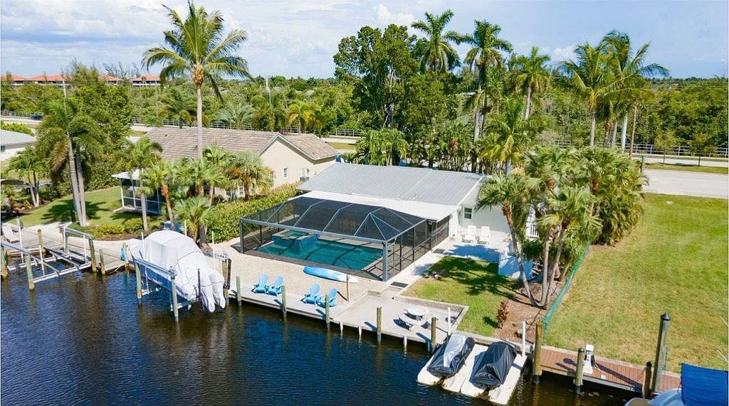 14290 McGregor Blvd - Property Image