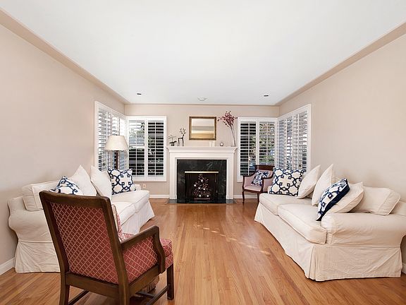 5th image of 1111 Alexandria Dr