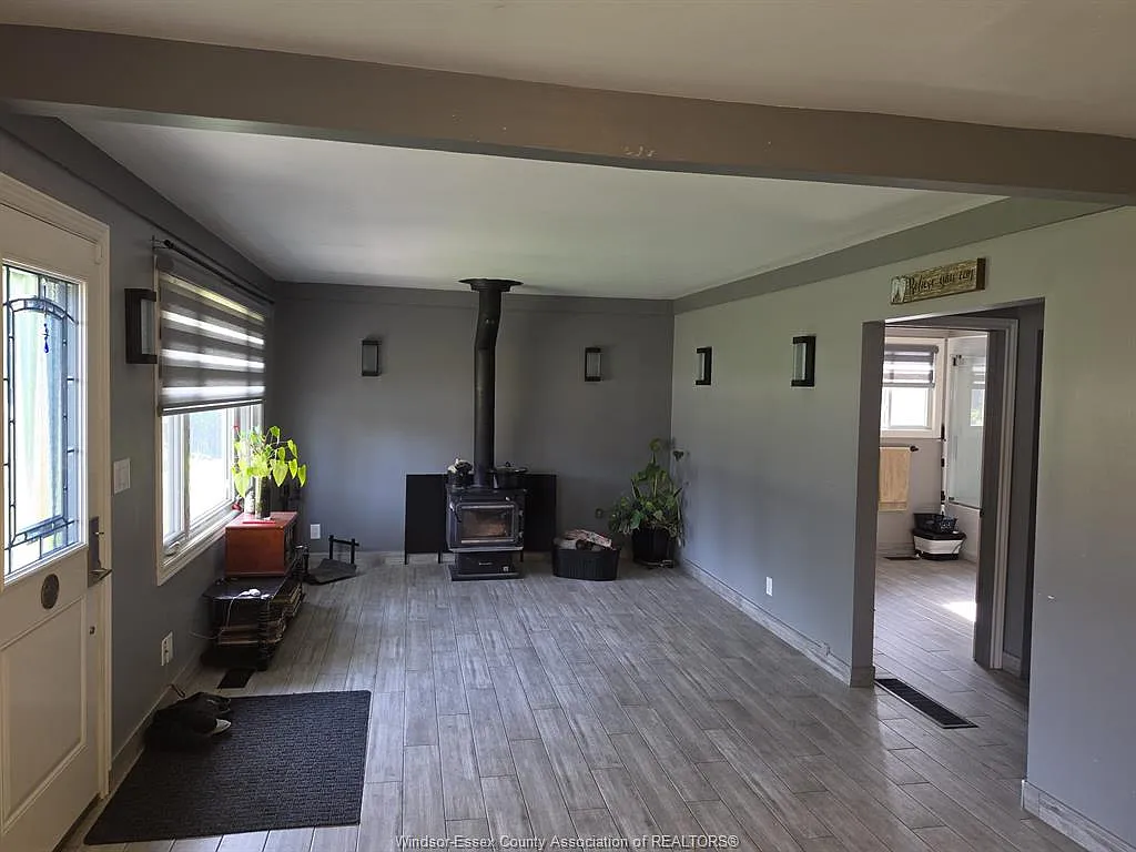 3 bed, 1800 sqft, $2,375 — Photo 3
