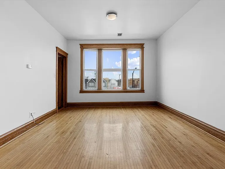 3401 W Armitage Ave #2 — Photo 5