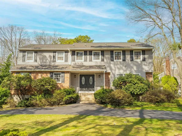 91 Mcculloch Drive, Dix Hills, NY 11746