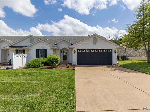 303 Holly Tree Rd, Farmington, MO 63640