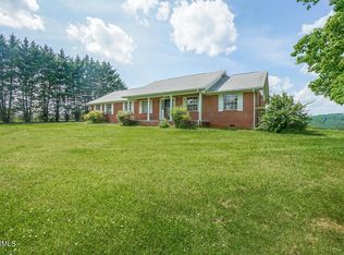 301 Alfred McCammon Rd, Maryville, TN 37804