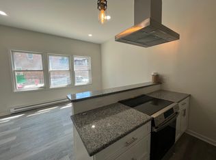 251 Green St #1C, Schenectady, NY 12305
