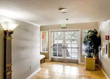 540 S El Camino Real #303 — Photo 22