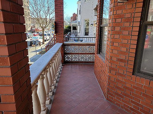 2nd image of 502 E 7th St #3