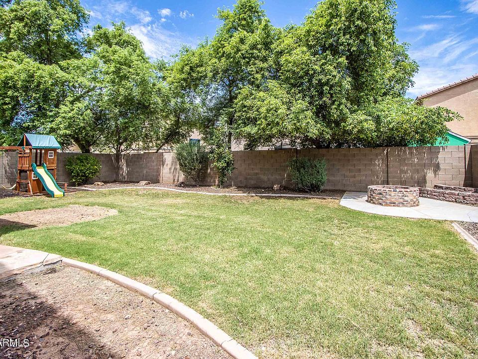1st image of 43634 W McClelland Ct
