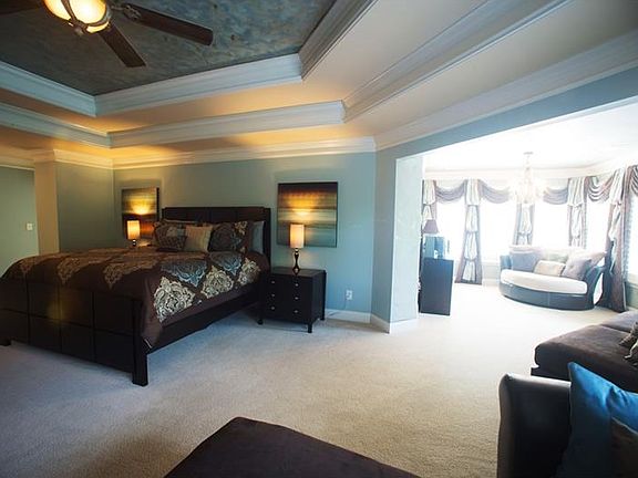 3rd image of 4269 Bristlecone Dr NW