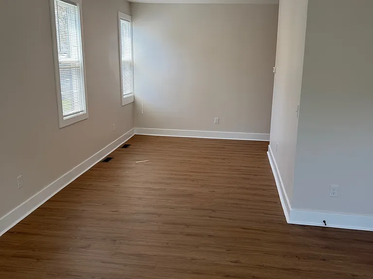 202 Vermont St #1 — Photo 6