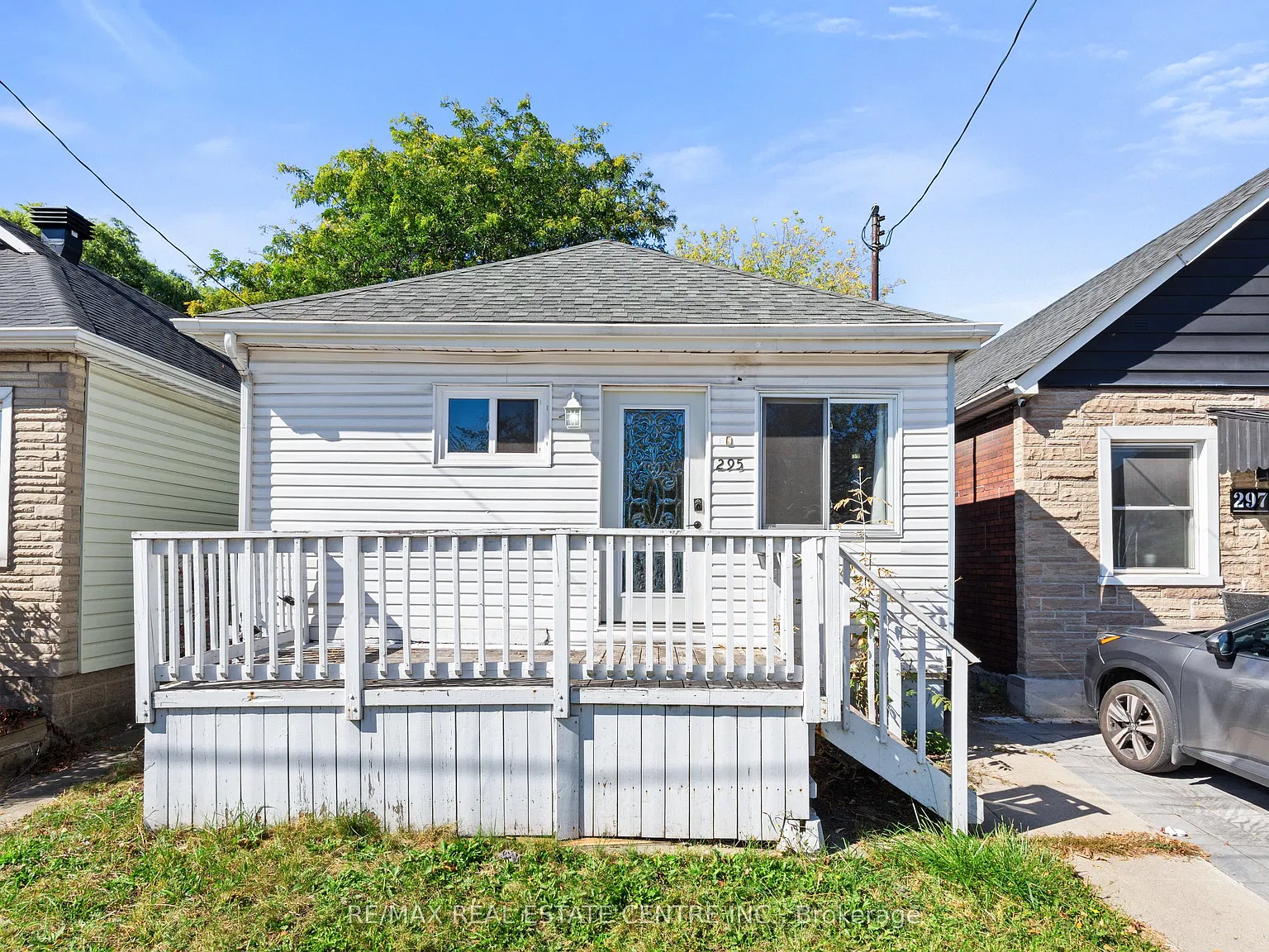 2 bed, $2,050 — Photo 1