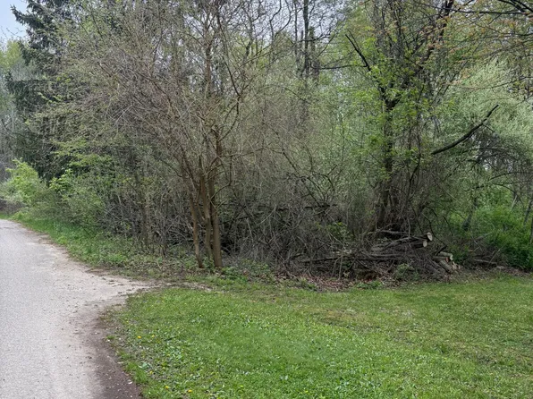W Quimby Rd, Hastings, MI 49058