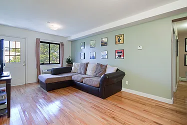 Sold by aptsandlofts.com