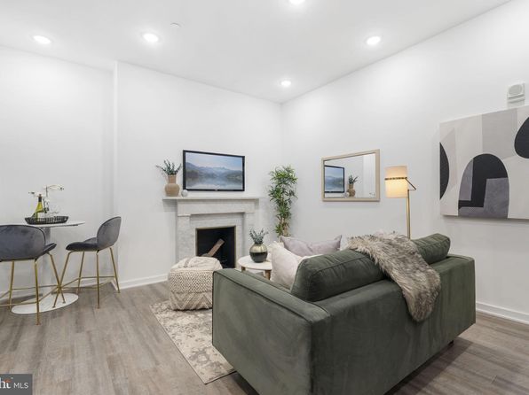 1602 Locust St #4-302