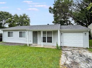 2821 Sugar Tree Ln, Maryland Heights, MO 63043