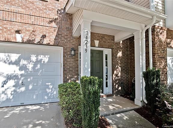 3rd image of 14239 Waterfowl Ln