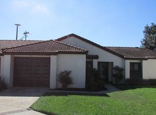1910 Oak Cir, Tavares, FL 32778
