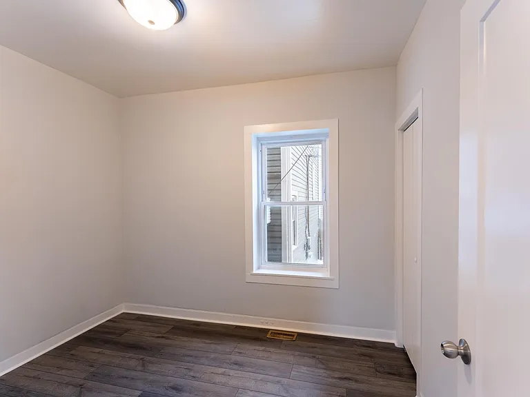 Bedroom 2 (Living Room Side)