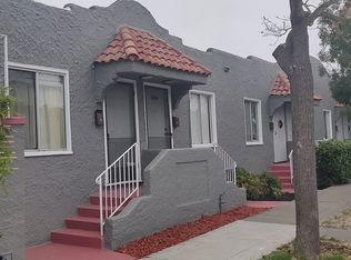 2686 Sacramento St, Berkeley, CA 94702