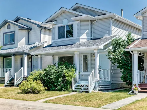 94 W Arbour Wood Mews NW, Calgary, AB T3G 4B6