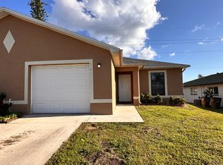 148 SW 47th Ter, Cape Coral, FL 33914