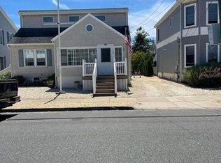 102 Brown Ave, Lavallette, NJ 08735